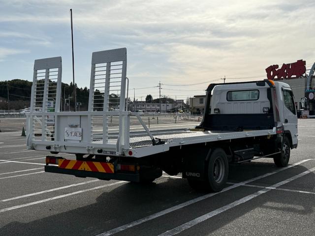 キャンター 積載車　セキサイシャ　キャリアカー　車輌運搬車　キャンターカスタム　ユニックネオ５　ＵＣ－３５（２０２１年式）　ラジコン　Ｂｌｕｅｔｏｏｔｈオーディオ　スマートキー　積載量３１５０キロ　荷台寸法　長さ５７０　幅２０７　メッキバンパー　左右開閉あおり（47枚目）