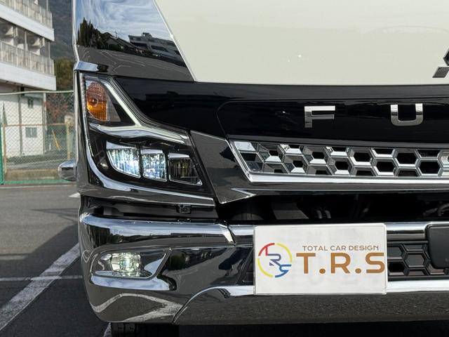 キャンター 積載車　セキサイシャ　キャリアカー　車輌運搬車　キャンターカスタム　ユニックネオ５　ＵＣ－３５（２０２１年式）　ラジコン　Ｂｌｕｅｔｏｏｔｈオーディオ　スマートキー　積載量３１５０キロ　荷台寸法　長さ５７０　幅２０７　メッキバンパー　左右開閉あおり（70枚目）