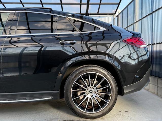 ＧＬＥ ＧＬＥ４００ｄ　４マチック　クーペスポーツ　パノラミックスライディングルーフ　Ｂｕｒｍｅｓｕｔｅサウンド　フルセグＴＶ　３６０°カメラ　シートヒーター＆ベンチレーション　保冷機能付カップホルダー　ＨＵＤ　ブラインドスポット　ＥＴＣ　前後ドラレコ（13枚目）