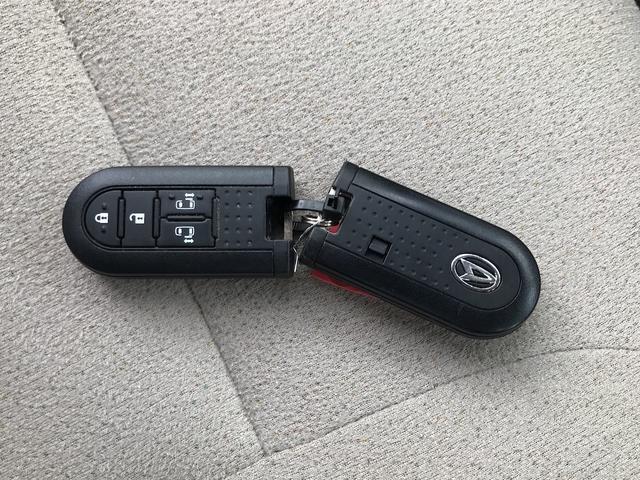 ムーヴキャンバス Ｇメイクアップ　ＳＡＩＩＩ　両側電動スライドドア　ナビ地デジＴＶ　バックカメラ　Ｂｌｕｅｔｏｏｔｈ　スマートキー　プッシュスターター　オートライト　ＬＥＤヘッドライト　衝突軽減ブレーキ　オートマチックハイビーム　アイドリングＳ（7枚目）