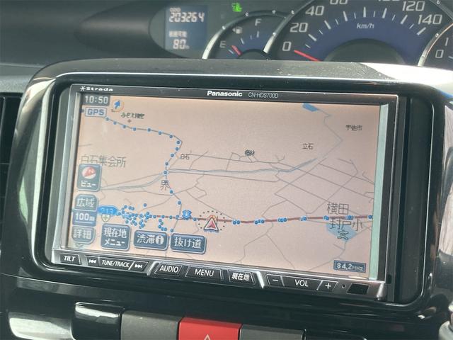 タント カスタムＸ　後期　電動スライドドア　ナビ　ＴＶ　ＨＩＤ　スマートキー　電動格納ミラー　ベンチシート　ＣＶＴ　盗難防止システム　ＡＢＳ　ＣＤ　ＤＶＤ再生　ミュージックプレイヤー接続可　アルミホイール　衝突安全ボディ（4枚目）