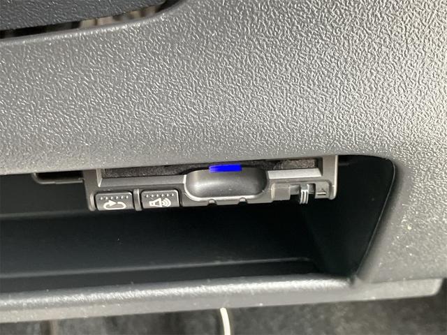 タント カスタムＲＳ　ナビ地デジＴＶ　バックカメラ　Ｂｌｕｅｔｏｏｔｈ　ＥＴＣ　スマートキー　片側電動スライドドア　ベンチシート　電動格納ドアミラー　オートエアコン　ＨＩＤヘッドライト　エアロ　１５ＡＷ　タイミングチェーン（4枚目）
