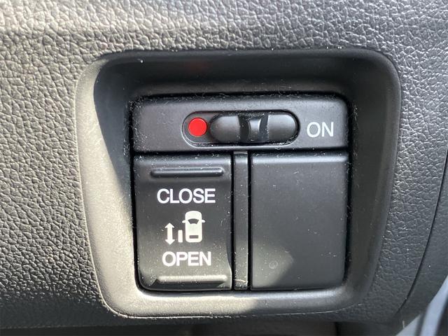 Ｎ－ＢＯＸカスタム Ｇ・Ｌパッケージ　ＨＩＤヘッドライト　純正エアロ　純正１４インチアルミ　片側電動スライドドア　スマートキー　ＥＴＣ　プッシュスターター　電動格納ドアミラー　オートエアコン　ベンチシート（3枚目）