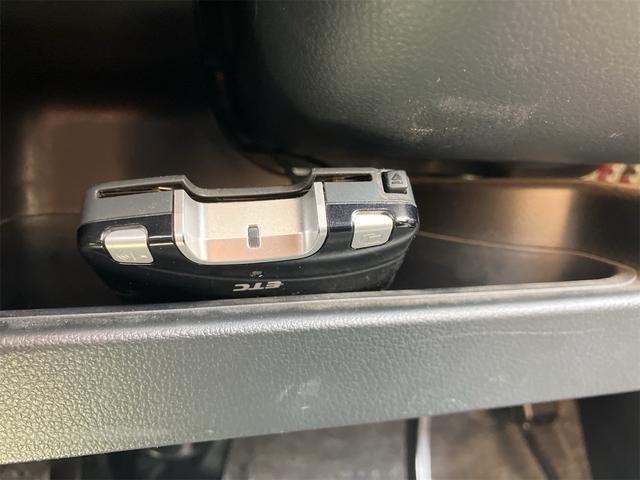 Ｎ－ＢＯＸカスタム Ｇ・Ｌパッケージ　ＨＩＤヘッドライト　純正エアロ　純正１４インチアルミ　片側電動スライドドア　スマートキー　ＥＴＣ　プッシュスターター　電動格納ドアミラー　オートエアコン　ベンチシート（4枚目）