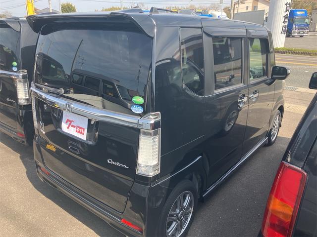 Ｎ－ＢＯＸカスタム Ｇ・Ｌパッケージ　ＨＩＤヘッドライト　純正エアロ　純正１４インチアルミ　片側電動スライドドア　スマートキー　ＥＴＣ　プッシュスターター　電動格納ドアミラー　オートエアコン　ベンチシート（28枚目）