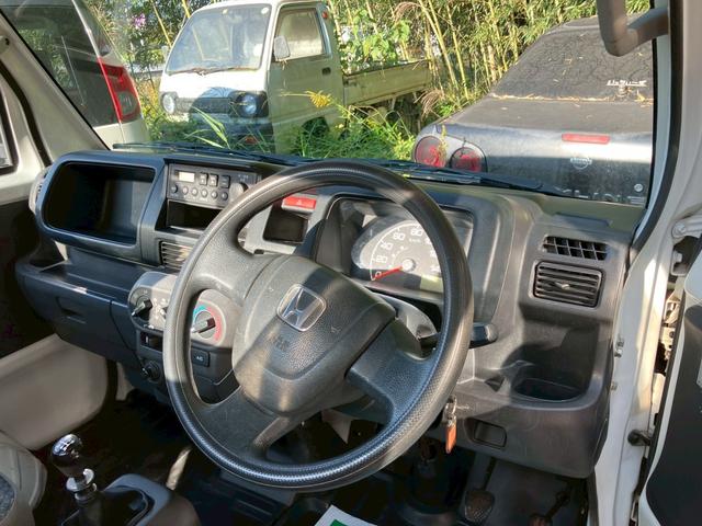 アクティトラック アタック　５速マニュアルミッション　４ＷＤ　ウルトラロー　ウルトラリバース　デフロック　エアコン　パワーステアリング　ＦＭ／ＡＭラジオ　荷台ランプ　ヘッドライトレベライザー　３方開（5枚目）