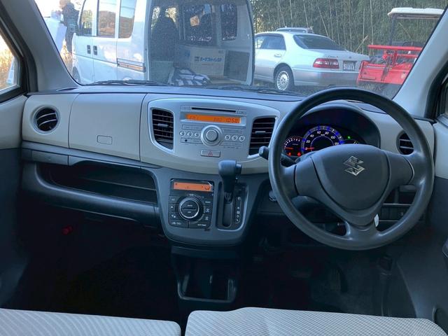 ワゴンＲ ＦＸ　キーレス　ＣＤ　純正アルミ　セキュリティアラーム　プライバシーガラス　オートＡＣ　アイドリングストップ　ヘッドライトレベライザー　電動格納ドアミラー（11枚目）