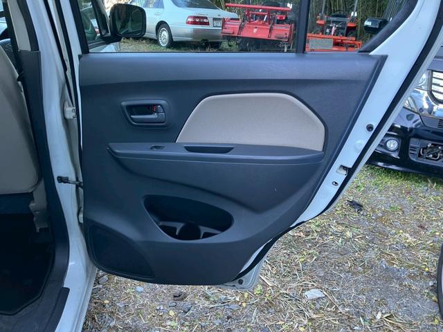 ワゴンＲ ＦＸ　キーレス　ＣＤ　純正アルミ　セキュリティアラーム　プライバシーガラス　オートＡＣ　アイドリングストップ　ヘッドライトレベライザー　電動格納ドアミラー（30枚目）