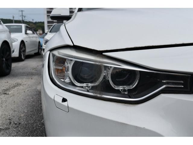 ３シリーズ ３２０ｉ　スポーツ　スマートキー　プッシュスタート　ステアリングスイッチ　サンルーフ　バックカメラ　リアエアコン（11枚目）