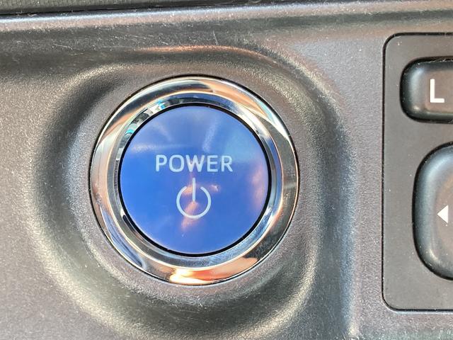アクア Ｓ　走行７７８９８ｋｍ　車検２年付　スマートキー　ＥＴＣ　プッシュスターター　電動格納ドアミラー　オートライト　ＣＤデッキ　シートヒーター（4枚目）