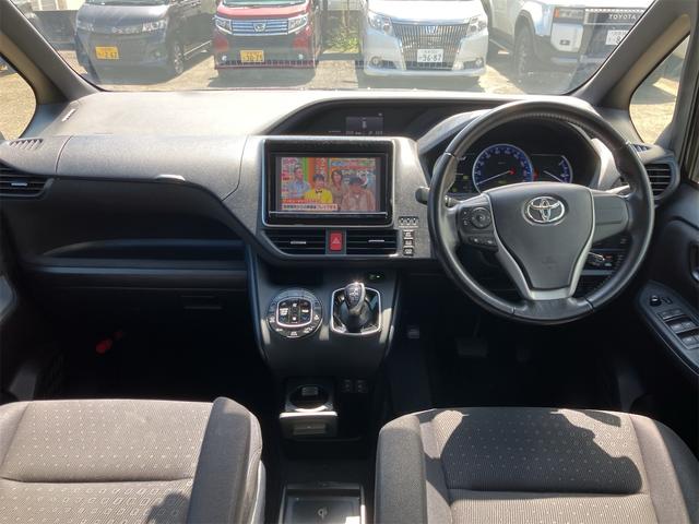 ノア ハイブリッドＧ　両側電動スライドドア　前後ドライブレコーダー　ナビ地デジＴＶ　バックカメラ　Ｂｌｕｅｔｏｏｔｈ　後席モニター　スマートキー　ＥＴＣ　オートライト　ＬＥＤヘッドライト　純正１５インチＡＷ（2枚目）