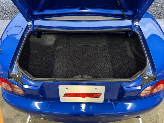 ロードスター マツダスピードロードスター　オープンカー　ＭＴ　キーレスエントリー　アルミホイール　衝突安全ボディ　ＡＢＳ　ＣＤ　エアコン　パワーステアリング　パワーウィンドウ（20枚目）