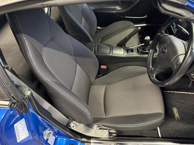 ロードスター マツダスピードロードスター　オープンカー　ＭＴ　キーレスエントリー　アルミホイール　衝突安全ボディ　ＡＢＳ　ＣＤ　エアコン　パワーステアリング　パワーウィンドウ（39枚目）