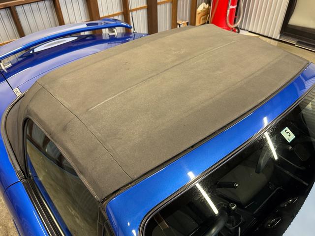 ロードスター マツダスピードロードスター　オープンカー　ＭＴ　キーレスエントリー　アルミホイール　衝突安全ボディ　ＡＢＳ　ＣＤ　エアコン　パワーステアリング　パワーウィンドウ（60枚目）