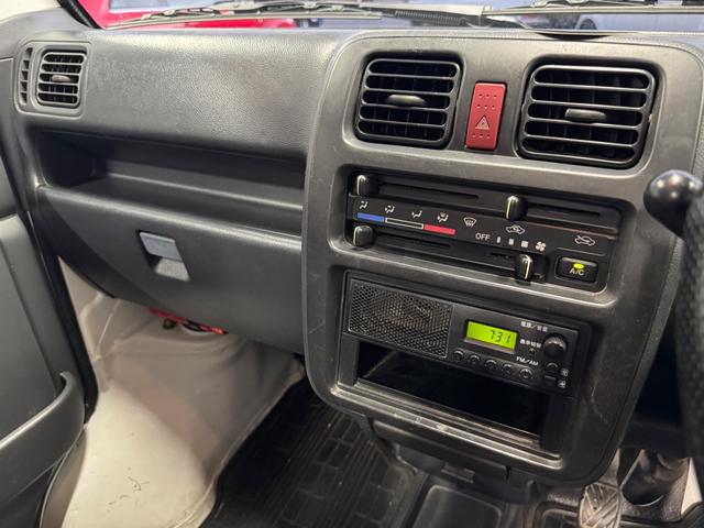 キャリイトラック ＫＣエアコン・パワステ　切替式４ＷＤ／エアコン／パワステ付き／（10枚目）