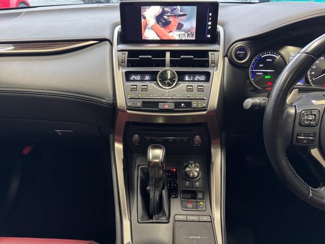 ＮＸ ＮＸ３００ｈ　バージョンＬ　サンルーフ／本革シート／ナビ／ＴＶ／バックモニター／ＢＳＭ／パワーゲート／全方位カメラ／ハンドルヒーター／フロント、リア電動シート／Ｂｌｕｅｔｏｏｔｈ／シートエアコン／シートヒーター／（11枚目）
