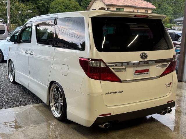 アルファード ３５０Ｓ　Ｃパッケージ　後期仕様／サンルーフ／ナビ／ＴＶ／バックカメラ／社外アルミホイール／車高調／社外マフラー／後席モニター／パワーバックドア／両側パワースライドドア／ＥＴＣ／（7枚目）
