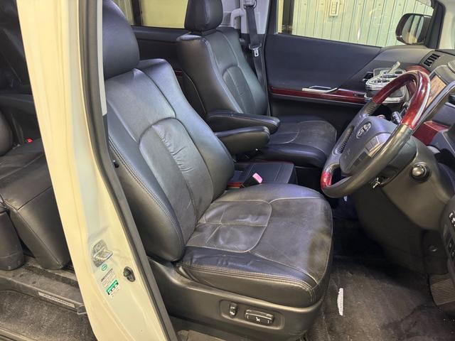 アルファード ３５０Ｓ　Ｃパッケージ　後期仕様／サンルーフ／ナビ／ＴＶ／バックカメラ／社外アルミホイール／車高調／社外マフラー／後席モニター／パワーバックドア／両側パワースライドドア／ＥＴＣ／（19枚目）