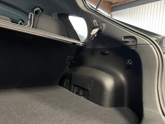 インプレッサ １．５ｉ－Ｓ　リミテッド　社外１７インチアルミＡＷ／社外マフラー／ＳＤナビ／ＴＶ／バックカメラ／ＥＴＣ／車高調／キーレス（25枚目）