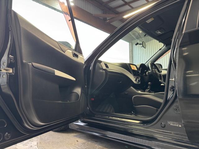 インプレッサ １．５ｉ－Ｓ　リミテッド　社外１７インチアルミＡＷ／社外マフラー／ＳＤナビ／ＴＶ／バックカメラ／ＥＴＣ／車高調／キーレス（39枚目）