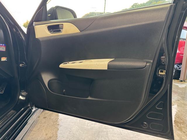 インプレッサ １．５ｉ－Ｓ　リミテッド　社外１７インチアルミＡＷ／社外マフラー／ＳＤナビ／ＴＶ／バックカメラ／ＥＴＣ／車高調／キーレス（41枚目）