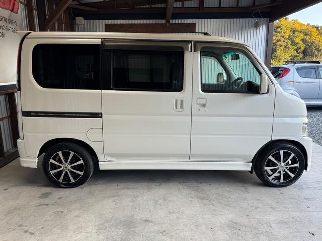 バモス Ｌターボローダウン　４ＷＤターボ／キーレス／リアスポイラー付き／ＣＤオーディオ／パールホワイト／後期型（4枚目）