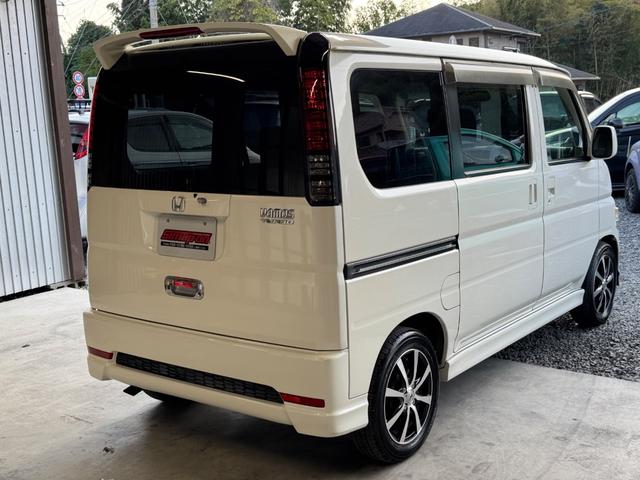 バモス Ｌターボローダウン　４ＷＤターボ／キーレス／リアスポイラー付き／ＣＤオーディオ／パールホワイト／後期型（6枚目）