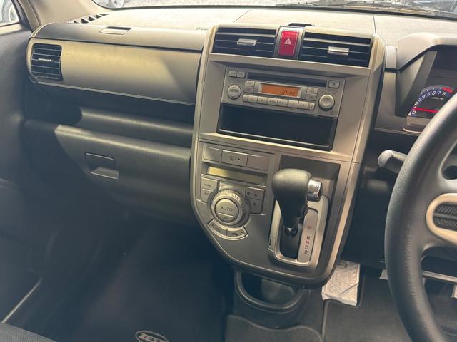 ゼストスパーク Ｗ　ＣＤオーディオ／スマートキー／純正アルミＡＷ／（11枚目）