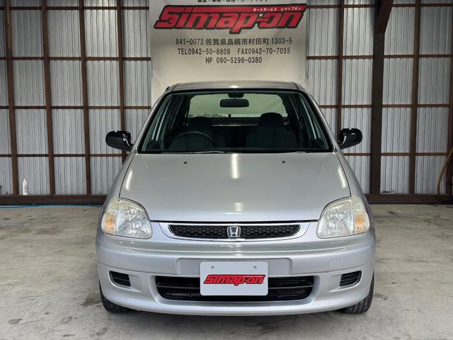 ロゴ Ｇ　５速マニュアル／（2枚目）