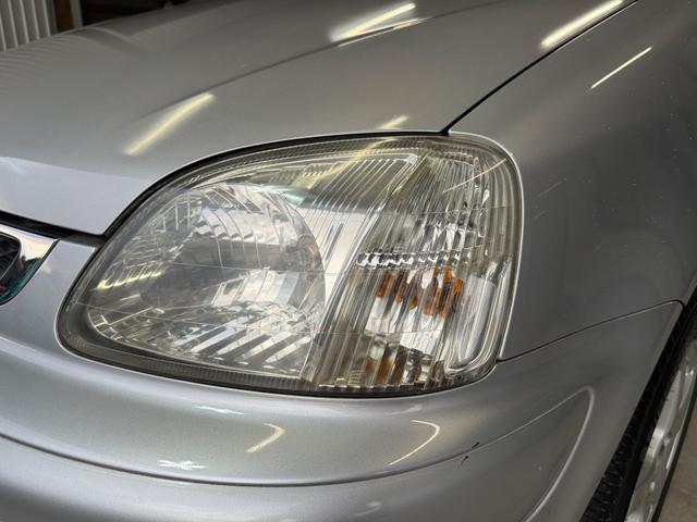 ロゴ Ｇ　５速マニュアル／（5枚目）