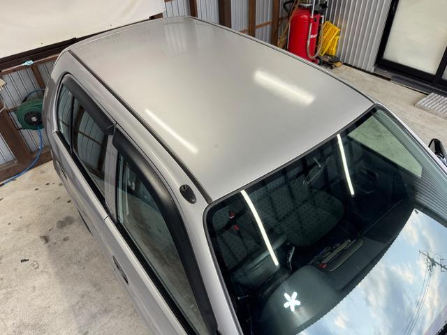 ロゴ Ｇ　５速マニュアル／（7枚目）