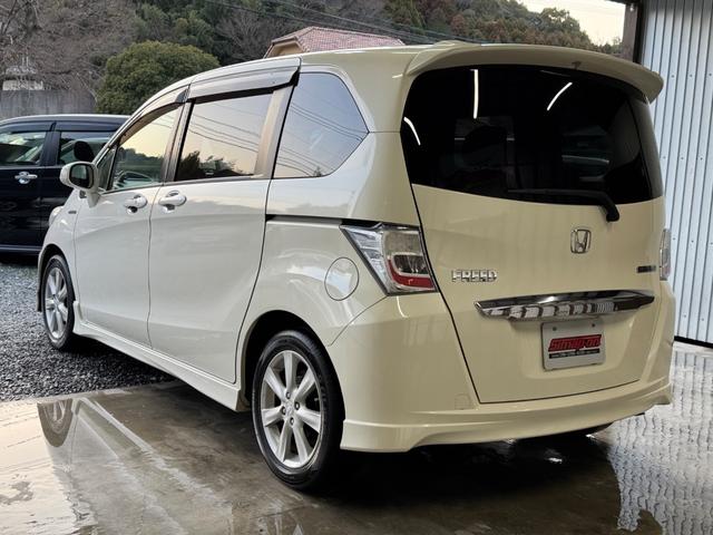 フリードハイブリッド ジャストセレクション　ＳＤナビ／ＴＶ／ＤＶＤ再生／Ｂｌｕｅｔｏｏｔｈオーディオ／バックカメラ／無限グリル／マット／スマートキー／（7枚目）