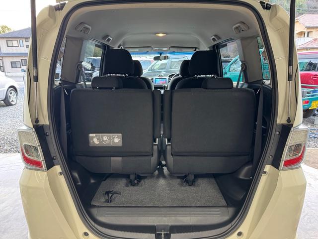 フリードハイブリッド ジャストセレクション　ＳＤナビ／ＴＶ／ＤＶＤ再生／Ｂｌｕｅｔｏｏｔｈオーディオ／バックカメラ／無限グリル／マット／スマートキー／（22枚目）