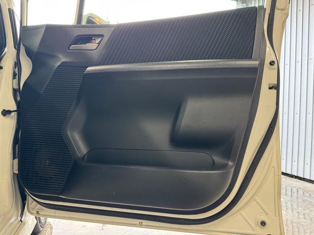 フリードハイブリッド ジャストセレクション　ＳＤナビ／ＴＶ／ＤＶＤ再生／Ｂｌｕｅｔｏｏｔｈオーディオ／バックカメラ／無限グリル／マット／スマートキー／（32枚目）