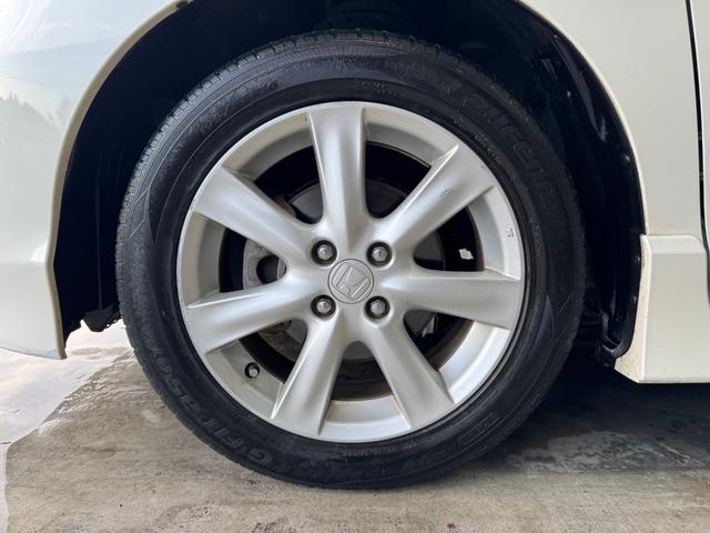 フリードハイブリッド ジャストセレクション　ＳＤナビ／ＴＶ／ＤＶＤ再生／Ｂｌｕｅｔｏｏｔｈオーディオ／バックカメラ／無限グリル／マット／スマートキー／（40枚目）