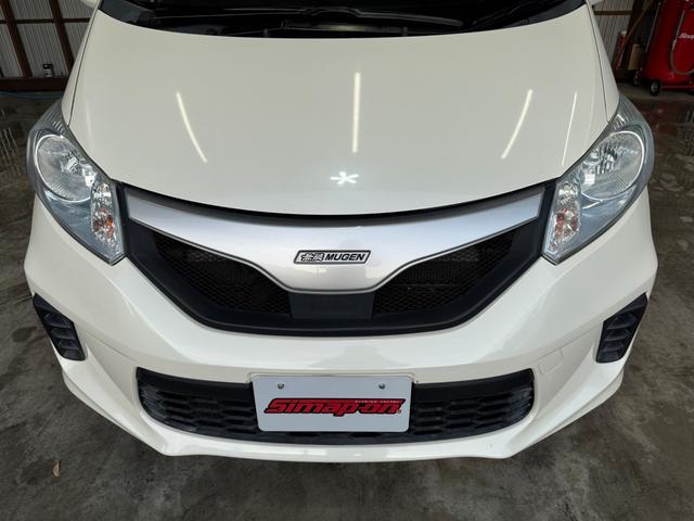 フリードハイブリッド ジャストセレクション　ＳＤナビ／ＴＶ／ＤＶＤ再生／Ｂｌｕｅｔｏｏｔｈオーディオ／バックカメラ／無限グリル／マット／スマートキー／（44枚目）