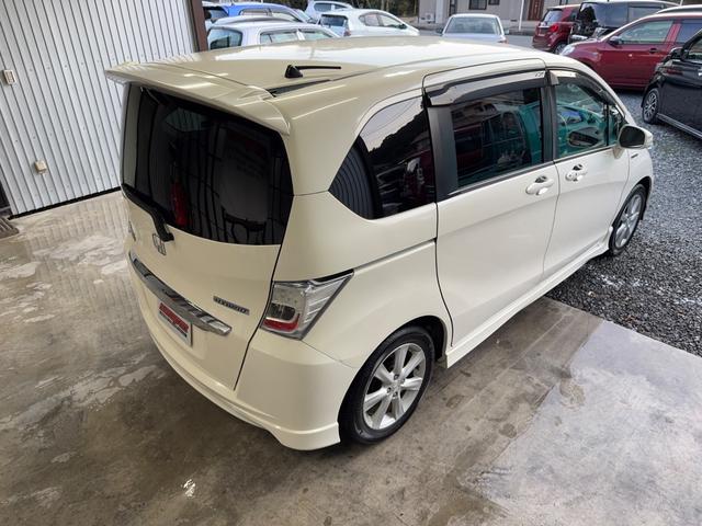 フリードハイブリッド ジャストセレクション　ＳＤナビ／ＴＶ／ＤＶＤ再生／Ｂｌｕｅｔｏｏｔｈオーディオ／バックカメラ／無限グリル／マット／スマートキー／（47枚目）