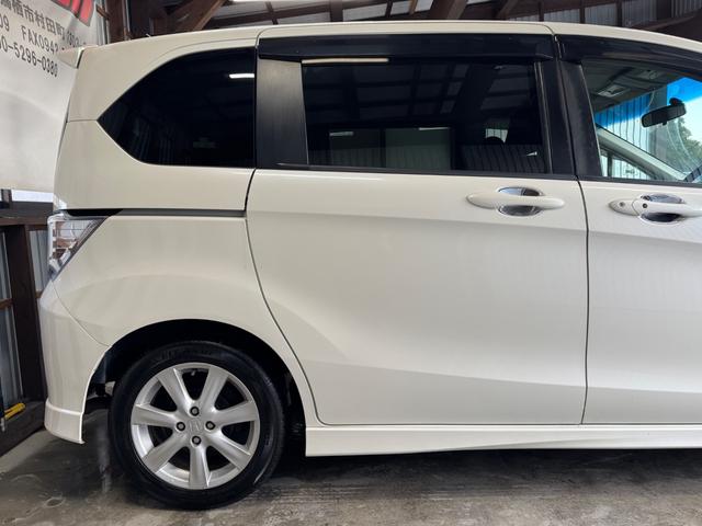 フリードハイブリッド ジャストセレクション　ＳＤナビ／ＴＶ／ＤＶＤ再生／Ｂｌｕｅｔｏｏｔｈオーディオ／バックカメラ／無限グリル／マット／スマートキー／（53枚目）