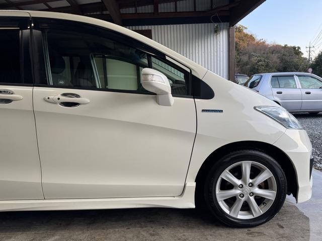 フリードハイブリッド ジャストセレクション　ＳＤナビ／ＴＶ／ＤＶＤ再生／Ｂｌｕｅｔｏｏｔｈオーディオ／バックカメラ／無限グリル／マット／スマートキー／（54枚目）