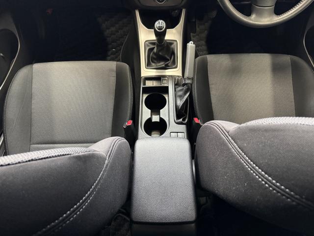 インプレッサ １．５ｉ－Ｌ　４ＷＤ／５速ＭＴ／ＥＴＣ／スマートキー／ＰＵＳＨスタート／ＨＤＤナビ／ＴＶ／純正アルミＡＷ／（10枚目）