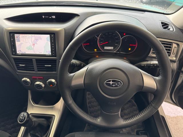 インプレッサ １．５ｉ－Ｌ　４ＷＤ／５速ＭＴ／ＥＴＣ／スマートキー／ＰＵＳＨスタート／ＨＤＤナビ／ＴＶ／純正アルミＡＷ／（12枚目）