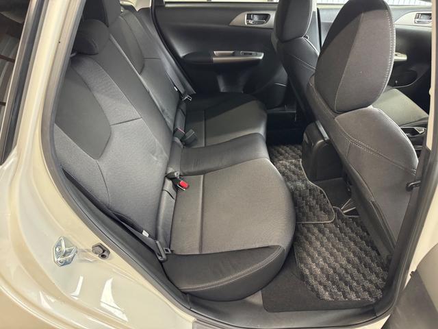 インプレッサ １．５ｉ－Ｌ　４ＷＤ／５速ＭＴ／ＥＴＣ／スマートキー／ＰＵＳＨスタート／ＨＤＤナビ／ＴＶ／純正アルミＡＷ／（17枚目）