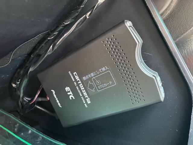 チェイサー ツアラーＳ　ナビ　テレビ　バックカメラ　ＥＴＣ　Ｂｌｕｅｔｏｏｔｈ接続　社外アルミ（29枚目）