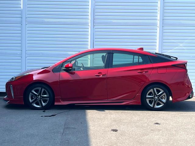 プリウス Ａツーリングセレクション　フルエアロ　パノラミックビューモニ　禁煙車　レザー調シート　　ドラレコ　コーナーセンサー　スマートキー　ＬＥＤヘッド　ＥＴＣ　クルコン　車線逸脱警報　オートライト　オートエアコン（35枚目）