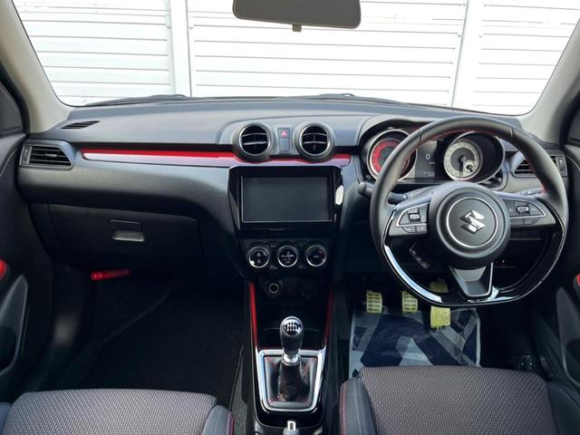 スイフトスポーツ ベースグレード　ＭＴ車　禁煙車　シートヒーター　スマートキー　ＬＥＤヘッド　ビルトインＥＴＣ　クルコン　オートライト　オートエアコン　ＬＥＤフォグ　ＳＷＫ　ＲＡＹＳ１７インチホイール（2枚目）