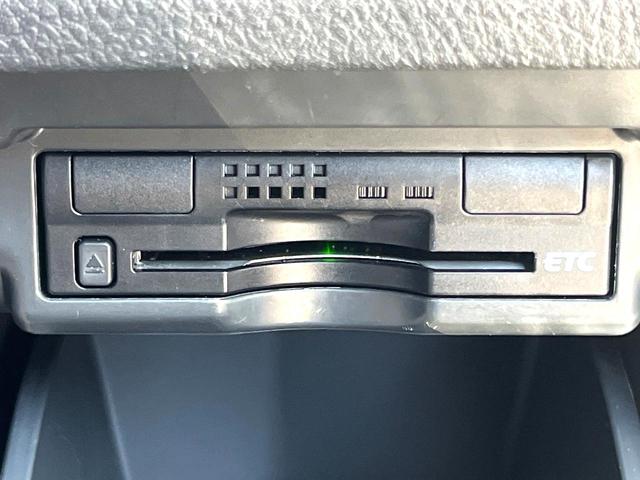 アルファード ２４０Ｓ　タイプゴールド　両側電動ドア　ＳＤナビ　バックカメラ　電動リアゲート　ハーフレザーシート　ドラレコ　スマートキー　ＨＩＤヘッド　ビルトインＥＴＣ　クルコン　オートライト　オートエアコン　純正１８インチアルミ（5枚目）