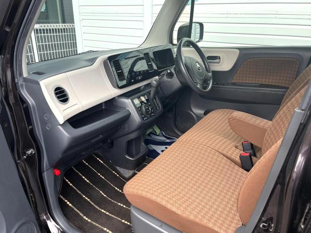 モコ Ｘ　禁煙車　バックカメラ　スマートキー　オートエアコン　ＣＤ　アームレスト　ドアバイザー　ヘッドライトレベライザー　ベンチシート　電動格納ミラー（29枚目）