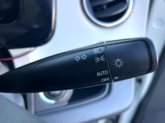 ＭＲワゴン １０ｔｈアニバーサリー　リミテッド　バックカメラ　禁煙車　スマートキー　ＥＴＣ　オートライト　オートエアコン　純正１４インチアルミ　ＣＤ（5枚目）