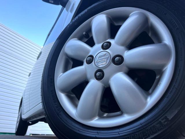 ＭＲワゴン １０ｔｈアニバーサリー　リミテッド　バックカメラ　禁煙車　スマートキー　ＥＴＣ　オートライト　オートエアコン　純正１４インチアルミ　ＣＤ（13枚目）