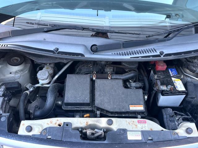 ＭＲワゴン １０ｔｈアニバーサリー　リミテッド　バックカメラ　禁煙車　スマートキー　ＥＴＣ　オートライト　オートエアコン　純正１４インチアルミ　ＣＤ（18枚目）
